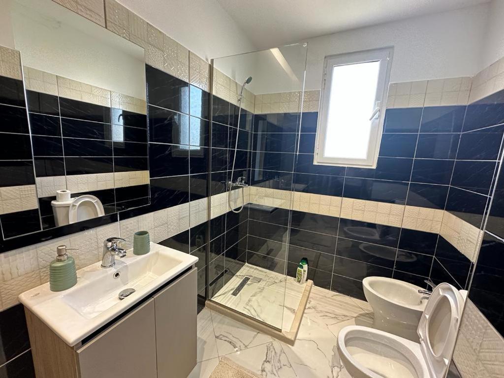 Trea Accomodations Vlorë 外观 照片